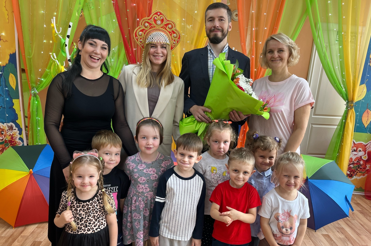 Депутаты поздравили воспитателей